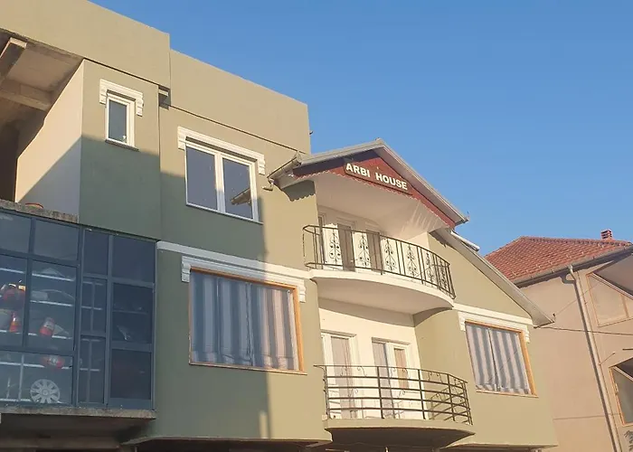 דירה Arbi Kukes