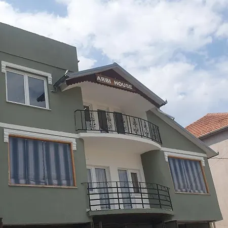 Apartment Arbi *