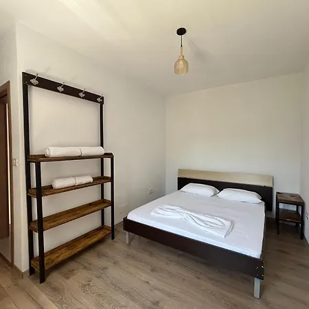 Arbi Apartment